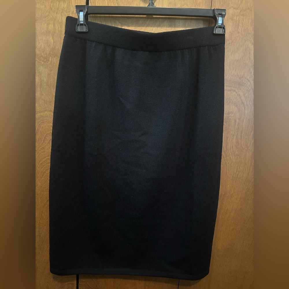 St. John Collection Black Pencil Skirt
